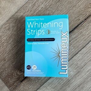 NEW Lumineux Whitening Strips